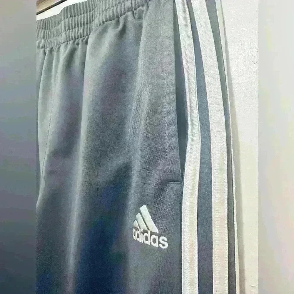 Adidas Iconic Tricot Jogger, Unisex Youth Size Large 14/16, Silver Gray